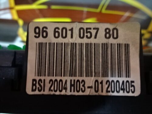 BSI Caja de fusibles Peugeot 307 1,6 BSI 2004 H03 9660105780 96 601 057 80