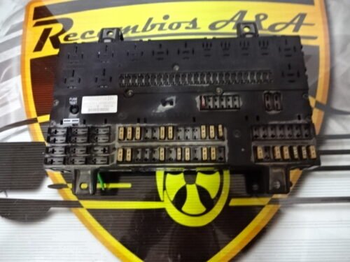Caja de fusibles VOLVO 20568055-P03 24V 900142R11 07W042-118