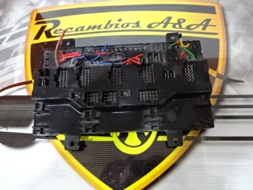 Caja de fusibles VOLVO 20568055-P03 24V 900142R11 07W042-118