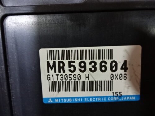 Centralita del motor Mitsubishi Pajero PAJERO MR593604 G1T30590H