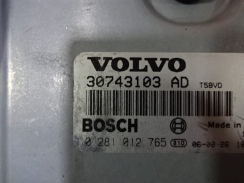 Centralita del motor VOLVO S80 V70 0281012765 30785100 AD 30785100AD
