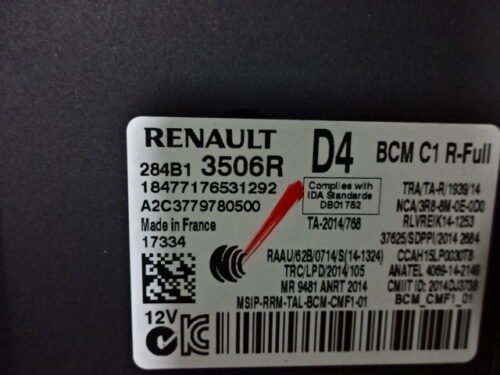 Caja de fusibles RENAULT BCM C1 R-FULL 284B13506R A2C3779780500