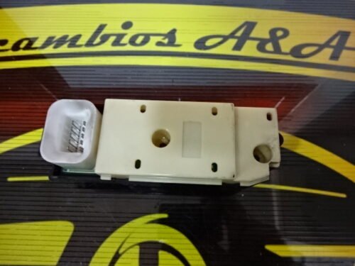 Botonera Elevalunas Mitsubishi MR356727