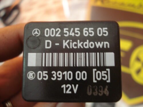 Relé Mercedes-Benz W124 0025456505 002 545 65 05 LK 05895410