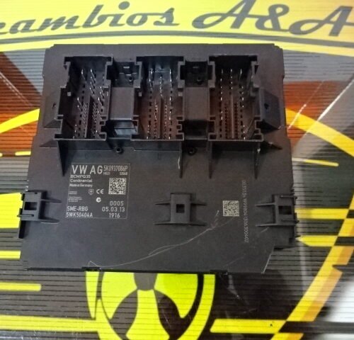 Centralita VW Caddy Seat Leon 5K0937086P 5KO937086P BCMPQ35 SME-RBG 5WK50404A