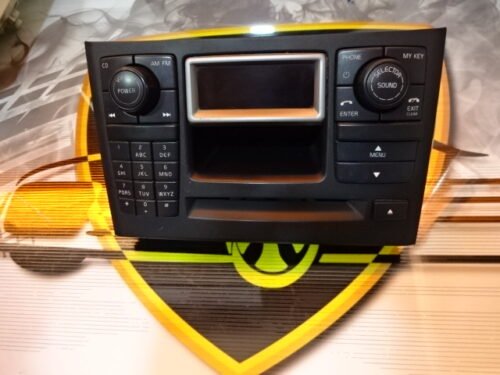 Panel de control de radio con pantalla Volvo XC90 30679226 04W39 30679697
