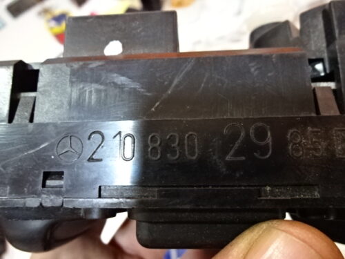 Clima panel de control  Mercedes W208 CLK  2108302985 210 830 29 85