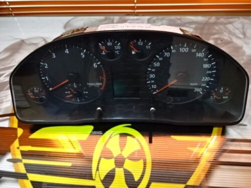 Cuadro de instrumentos AUDI A4 8D0919881JX 8DO919881JX 110208991002