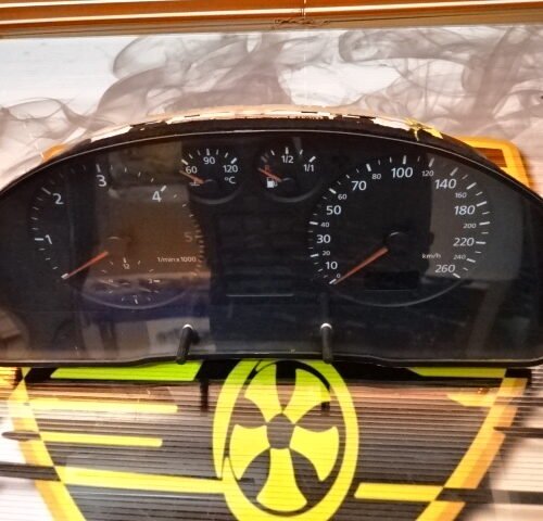 Cuadro de instrumentos AUDI A4 8D0919861F 8DO919861F