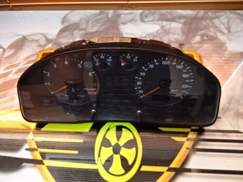 Cuadro de instrumentos AUDI A4 8D0919861H 8DO919861H 110008989002