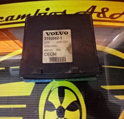 Unidad de control VOLVO 3195082-1 SWEDEN 0006-0026 900123 R02 CECM