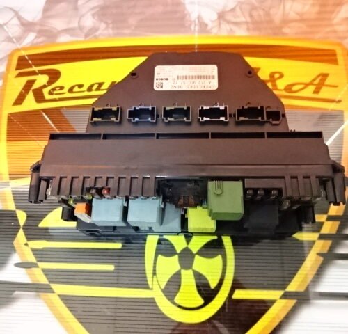 A2129005712 A2129015004 A2129025405 F005V01198 Caja de fusibles Mercedes A2129005712 A2129015004 A2129025405 F005V01198