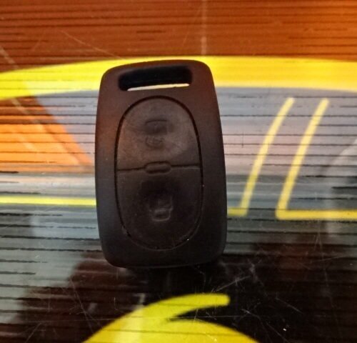 8L0837231A 8LO837231A Llave de control remoto AUDI A3 A4 A6 8L0837231A 8LO837231A