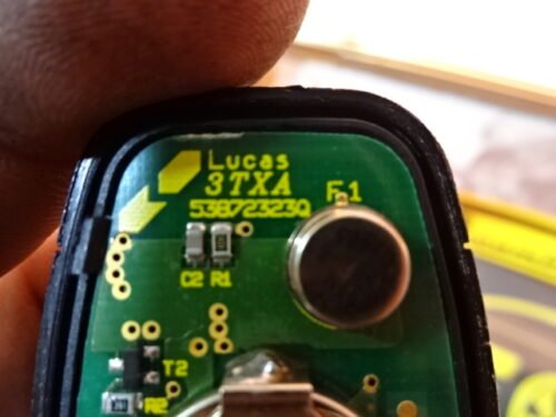 Llave de control remoto Rover 53872323Q Lucas