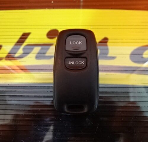 Llave de control remoto MAZDA 90LP0247 41803 SIZE CR2025 CMKD-G3X