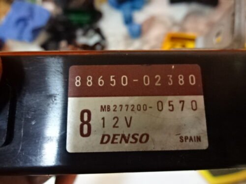 Unidad de control  Toyota Corolla 8865002380 88650-02380 MB277200-0570