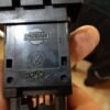 Interruptor de emergencia Hazard switch Nissan Terrano LK