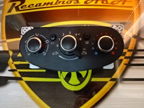 Clima panel de control  Dacia Sandero 5P3741700 A42303400