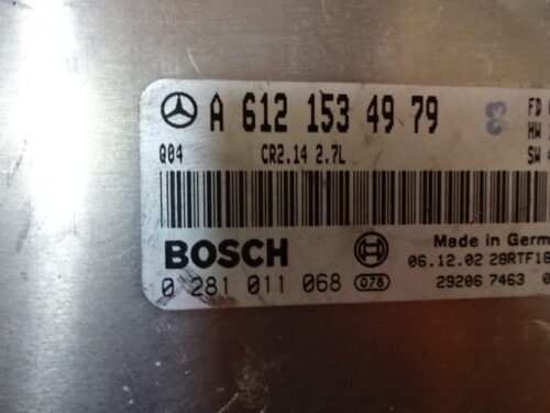 Centralita del motor Mercedes Clase C W203 A6121534979 0281011068