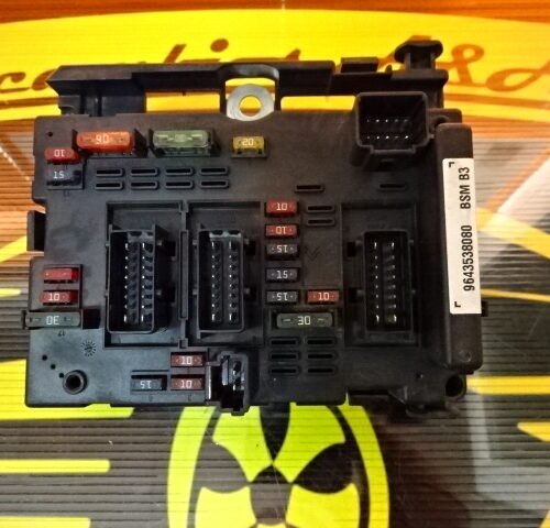 9643538080 Caja de fusibles BSM B3 Peugeot Citroen 9643538080 DELPHI