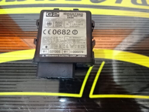 MR587390 Centralita Mitsubishi L200 MR587390 X1T15671M