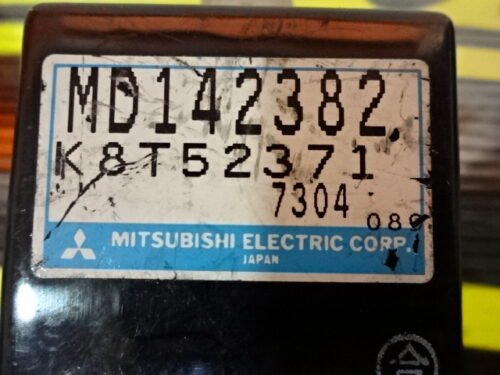 Relé MITSUBISHI PAJERO L200 MD142382 K8T52371