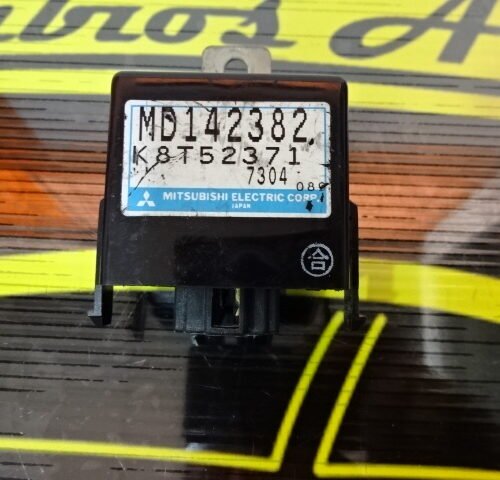 Relé MITSUBISHI PAJERO L200 MD142382 K8T52371