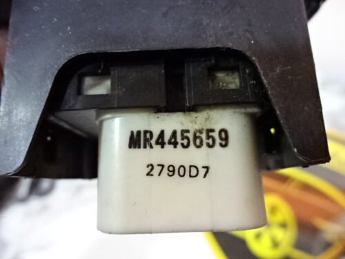 Botonera Elevalunas Mitsubishi Shogun Pajero MR445659