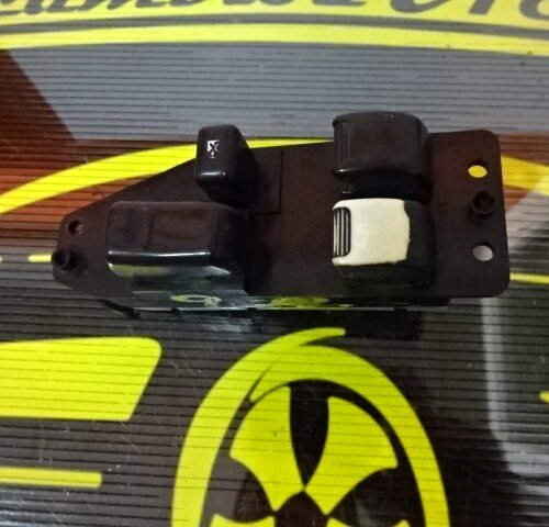 Botonera Elevalunas Nissan Serena 809511C710 80951 1C710