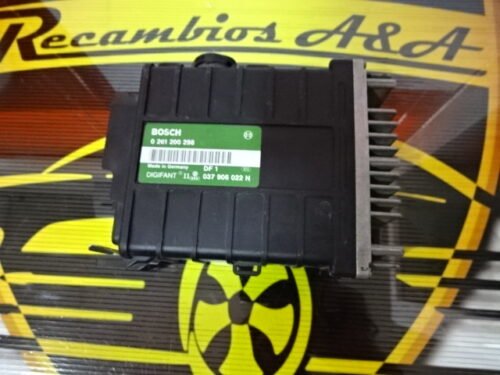 Centralita del motor VW Golf 037906022N 0261200298