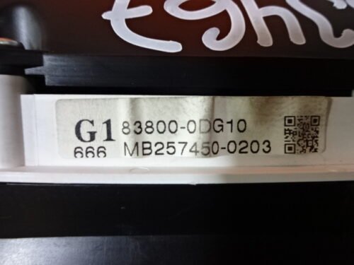 Cuadro de instrumentos TOYOTA YARIS 838000DG10 83800-0DG10 MB257450-0203