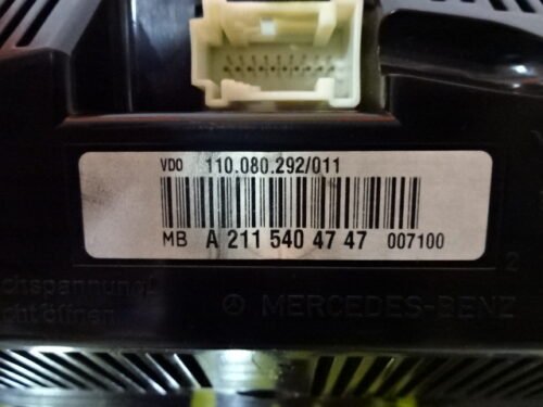 Cuadro de instrumentos Mercedes W211 A2115404747 VDO 110080292011
