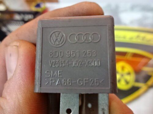 Relé VW AUDI 8D0951253 8DO951253 8D0 951 253