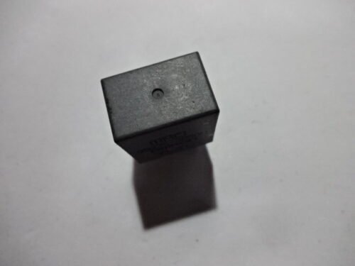 Relé Hyundai OMRON 9522538500 95225-38500