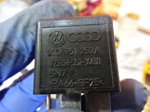 Relé VW Audi Seat Skoda 1K0951253A 1KO951253A NR.460
