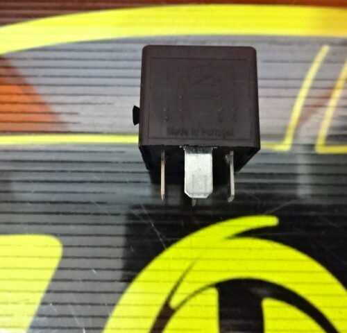 Relé VW SEAT SKODA AUDI 4H0951253A 4HO951253A NR.645