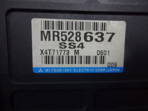 Centralita Mitsubishi Shogun Pajero MR528637 X4T71773