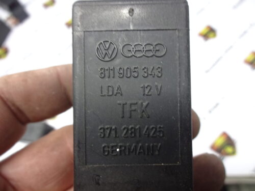 Relé VW Golf Jetta Passat Audi NR 57 811 905 343 811905343