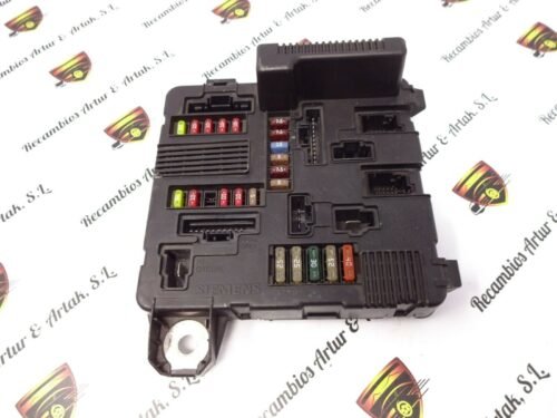 S118399200F UPC Caja de fusibles Renault Megane 8200306032C S118399200F S118399200 F