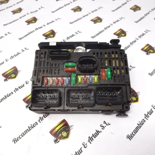 BSM Caja de fusibles Peugeot Citroen BSM-L04-00 9661682780 S118983004Q