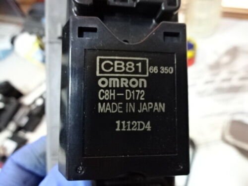 Botonera elevalunas Mazda C8HD172 C8H-D172 CB8166350 CB81 66350 OMRON 1112D4