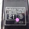 Botonera Elevalunas Mitsubishi L200 MR587952 C8D-D370M-B 29Y4D6