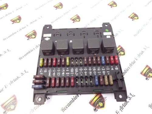 Caja de fusibles Nissan 243109X100 24310 9X100 25230D6200