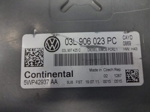 Centralita del motor VW Caddy 03L906023PC 03L 906 023 PC 5WP42937AA