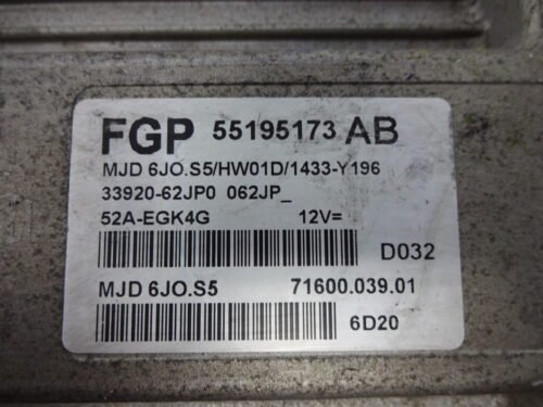 Centralita del motor Suzuki Swift  55195173 AB  MJD6J0S5 7160003901  55195173AB