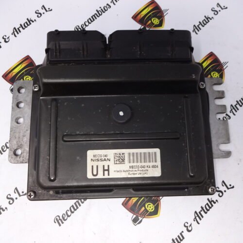 Centralita del motor  Nissan MEC32-040 MEC32040K44504