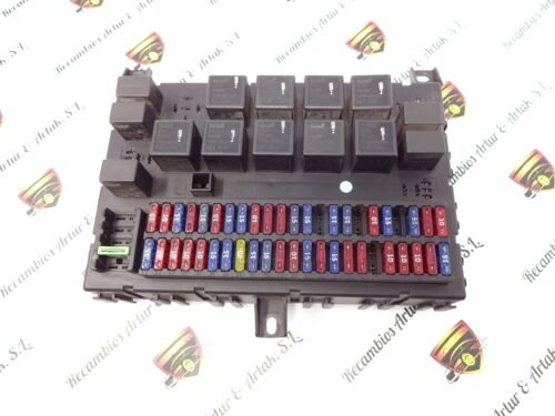 BSI Caja de fusibles  DAF 1674870 518685201/00  51868520100