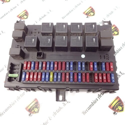 BSI Caja de fusibles  DAF 1674870 518685201/00  51868520100