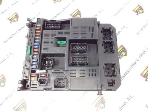Caja de fusibles Peugeot 307 BSI G0X-00 9636760580F 9636760580 F 9644098380