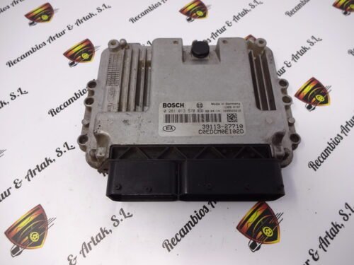 Centralita del motor KIA Ceed 0281013570 3911327710 39113-27710